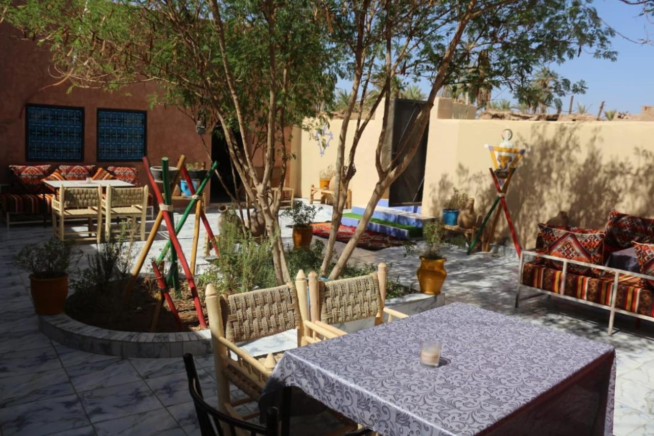 Riad Assia Foum Zguid Esterno foto